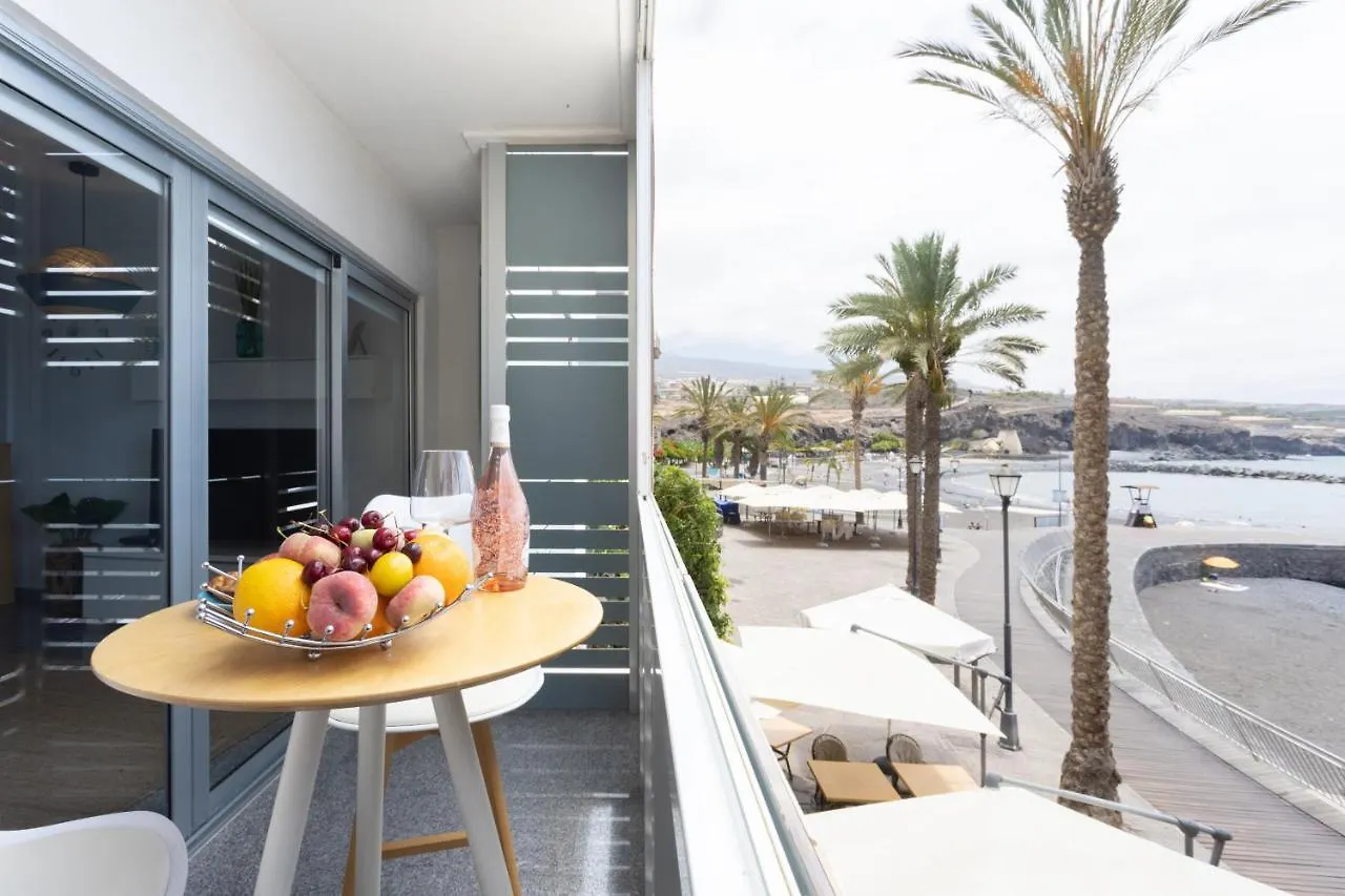 Touching The Sea Free Wifi Appartement Playa de San Juan  Spanje